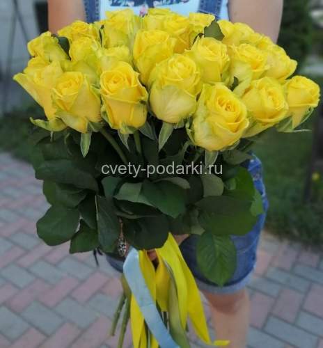 Букет цветов «29 желтых роз»